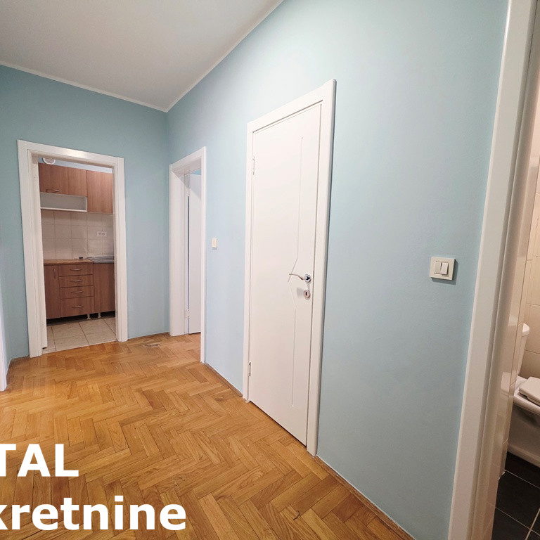 Trosoban stan na prodaju, Centar, Novi Sad, 78m², 250.000 €