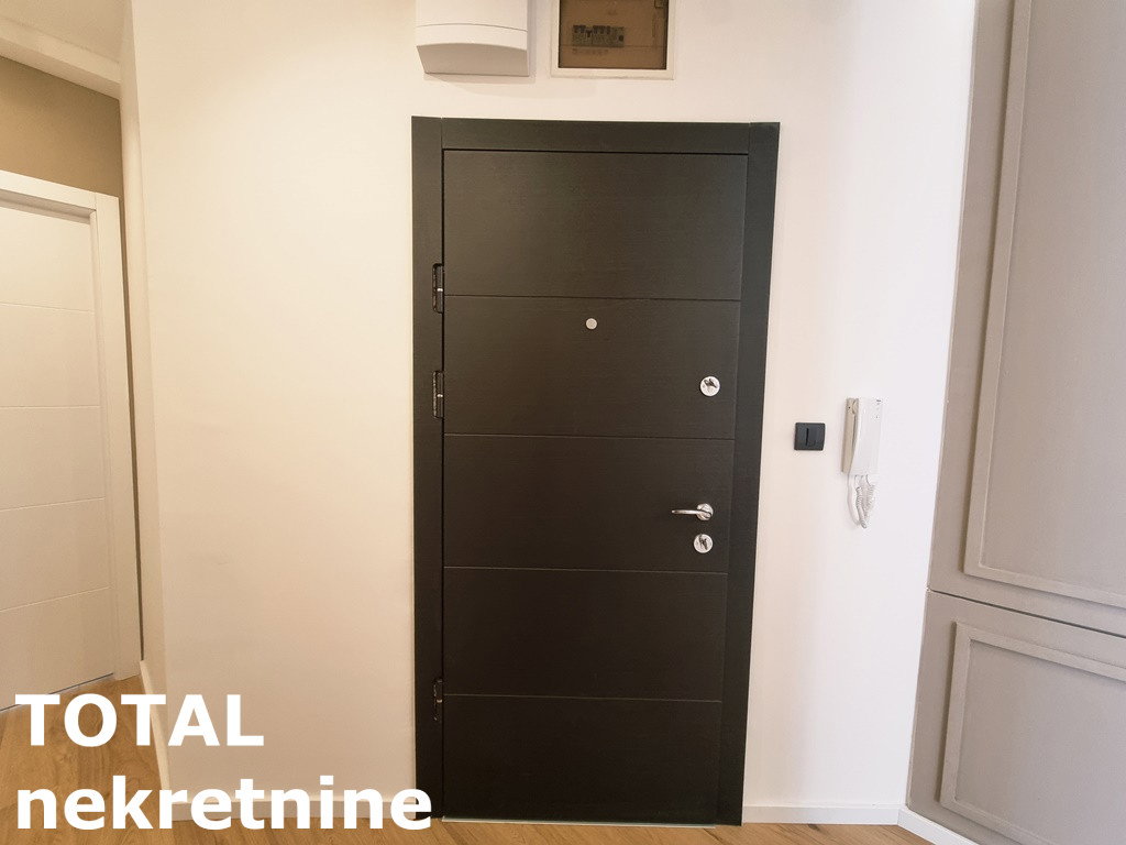 Trosoban stan na prodaju, Centar, Novi Sad, 58m², 185.000 €
