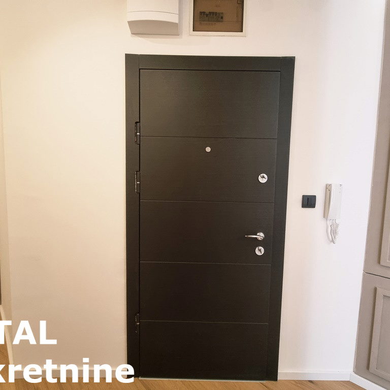 Trosoban stan na prodaju, Centar, Novi Sad, 58m², 185.000 €