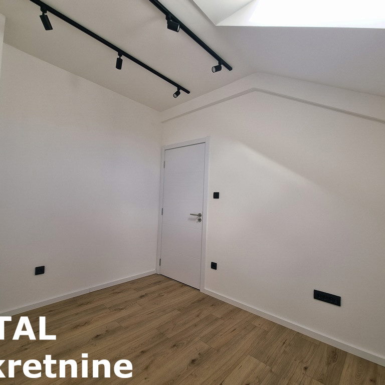 Trosoban stan na prodaju, Centar, Novi Sad, 58m², 185.000 €