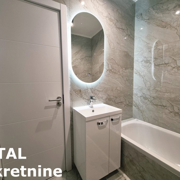 Trosoban stan na prodaju, Centar, Novi Sad, 58m², 185.000 €