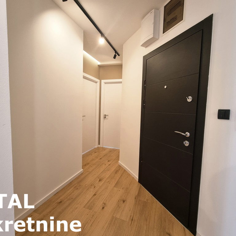Trosoban stan na prodaju, Centar, Novi Sad, 58m², 185.000 €