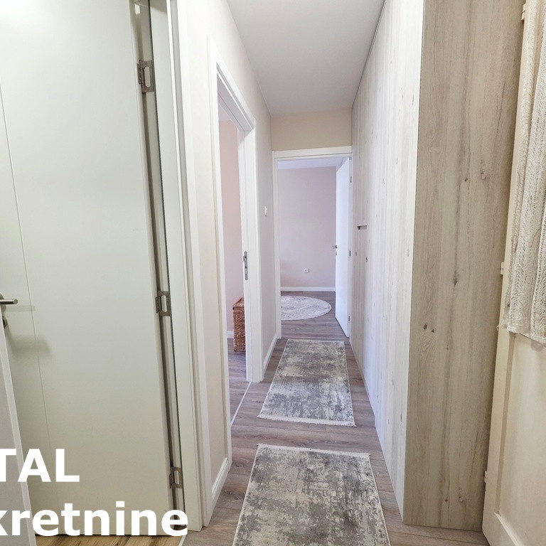 Trosoban stan na prodaju, Centar, Novi Sad, 76m², 252.000 €