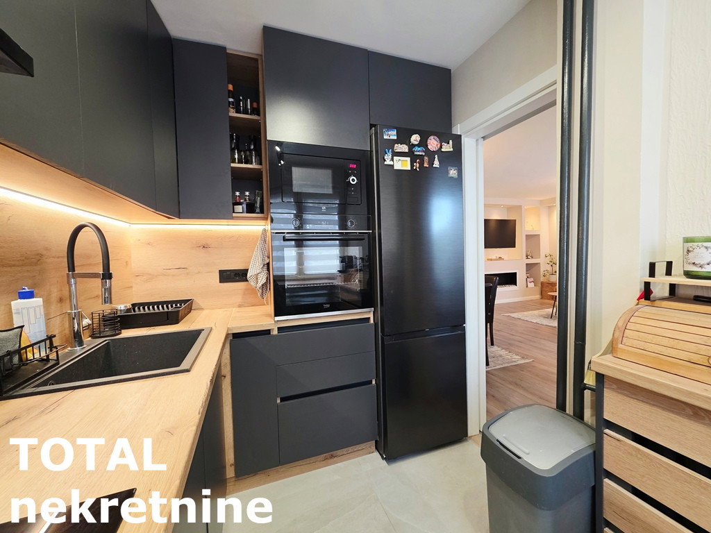 stanovi-3-re-centar-1102765-gjyml Trosoban stan na prodaju, Centar, Novi Sad, 76m², 252.000 €