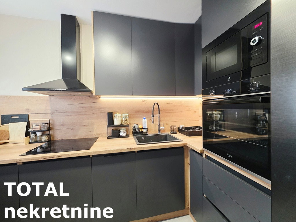 stanovi-3-re-centar-1102765-kyluo Stan Prodaja Novi Sad 76 m2