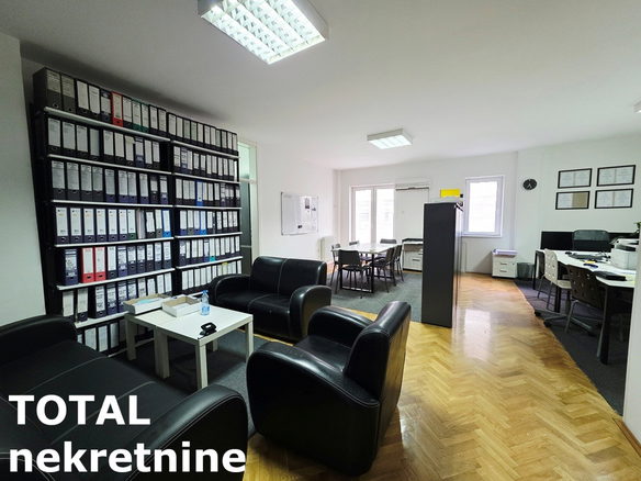 Stan Prodaja Novi Sad  73 m2