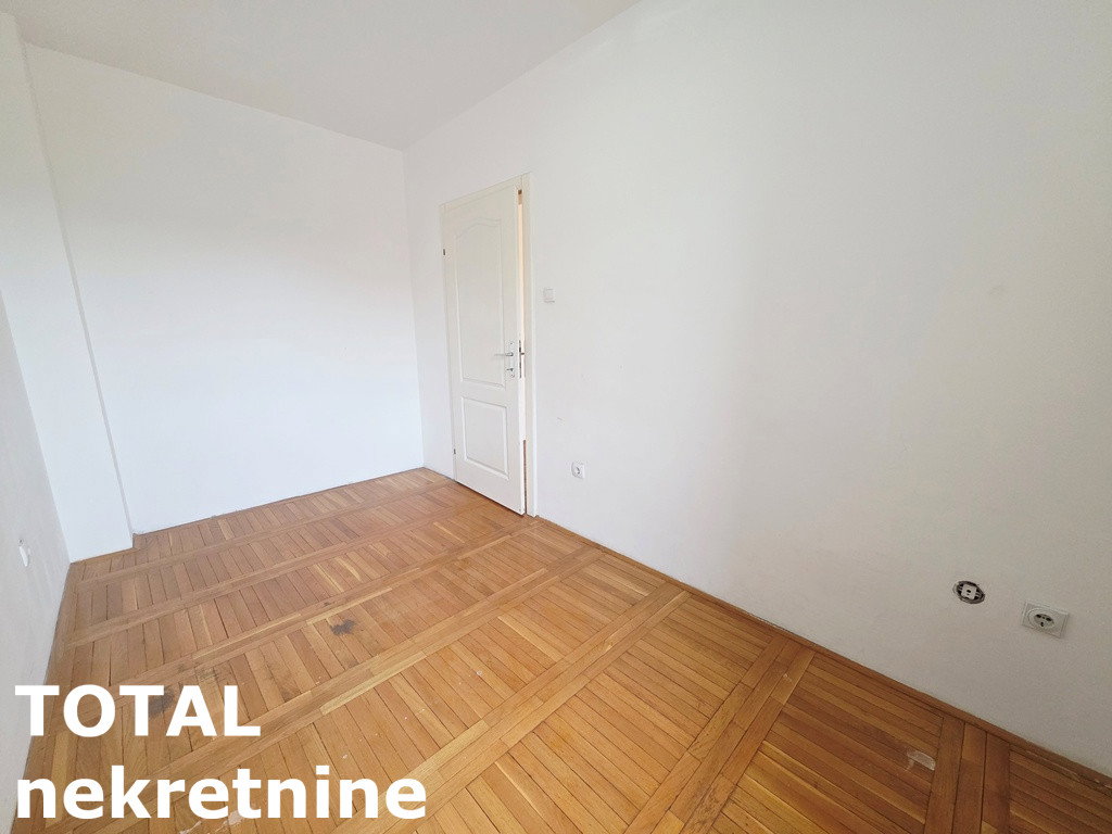 Stan Prodaja Novi Sad  70 m2
