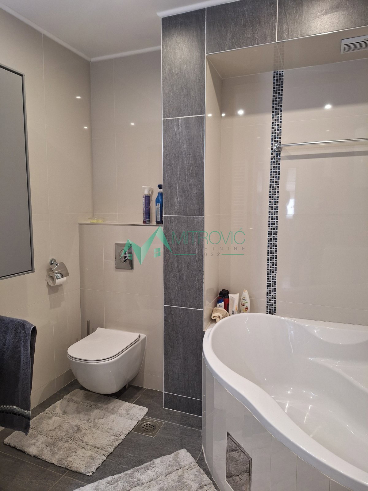 stanovi-3-re-kamenjar-1004330-giy1l Trosoban stan na prodaju, Kamenjar, Novi Sad, 74m², 190.000 €
