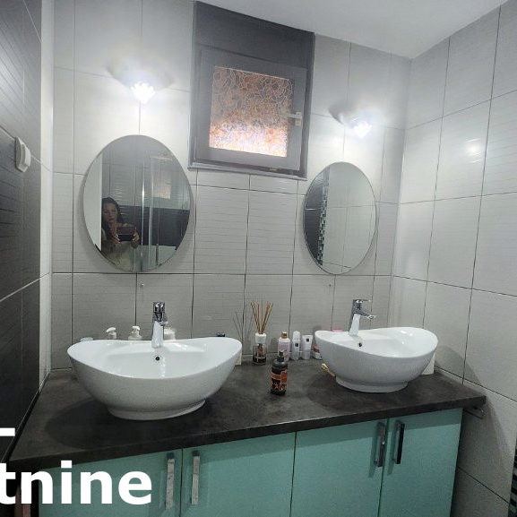 Trosoban stan na prodaju, Liman 3, Novi Sad, 89m², 300.000 €