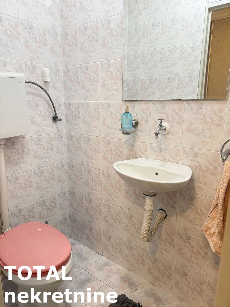 stanovi-3-re-liman-4-1065350-kxbf7 Trosoban stan na prodaju, Liman 4, Novi Sad, 78m², 240.000 €
