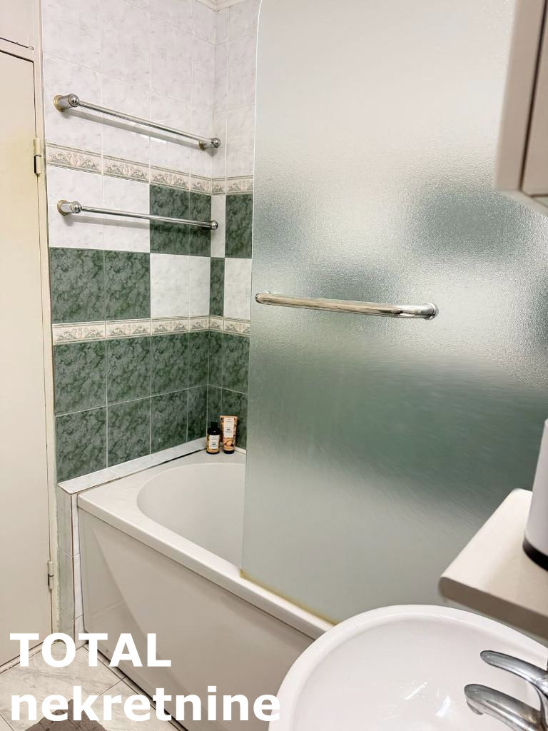 stanovi-3-re-liman-4-1065350-mebhv Trosoban stan na prodaju, Liman 4, Novi Sad, 78m², 240.000 €
