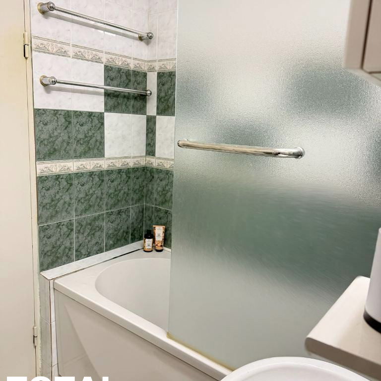 Trosoban stan na prodaju, Liman 4, Novi Sad, 78m², 240.000 €