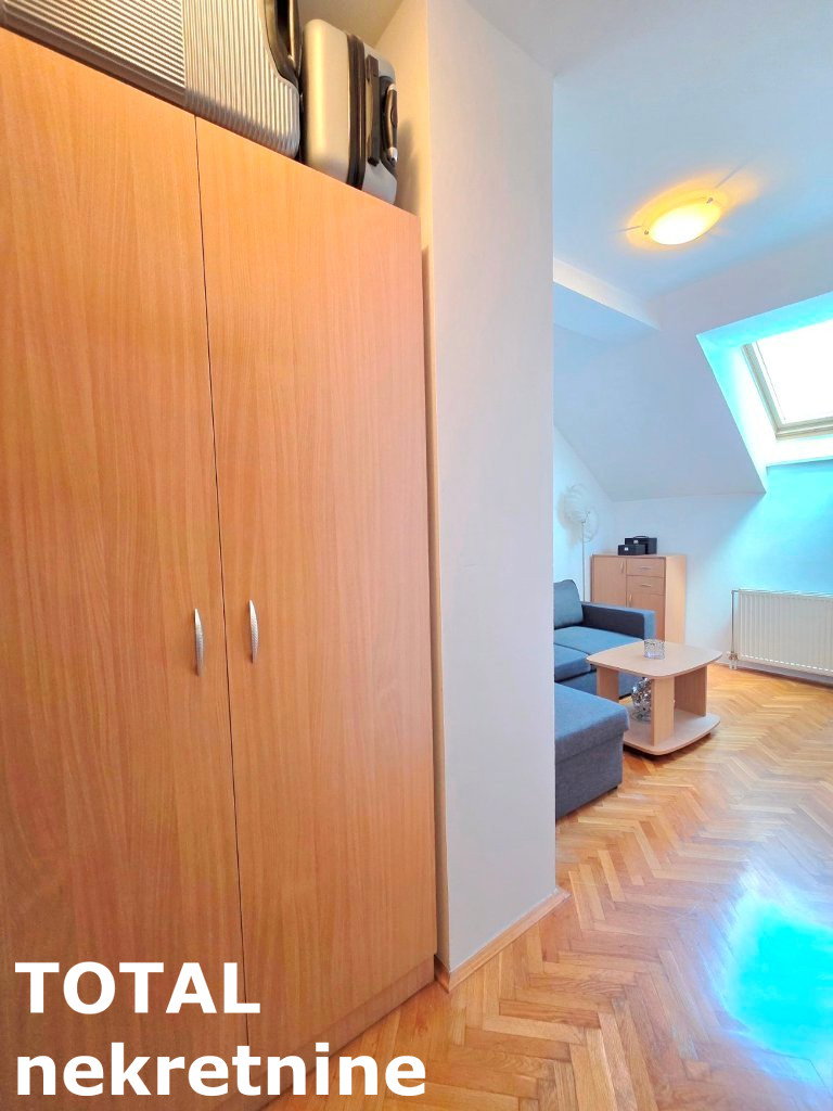 Trosoban stan na prodaju, Nova Detelinara, Novi Sad, 81m², 194.400 €