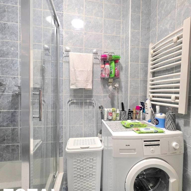 Trosoban stan na prodaju, Nova Detelinara, Novi Sad, 81m², 194.400 €