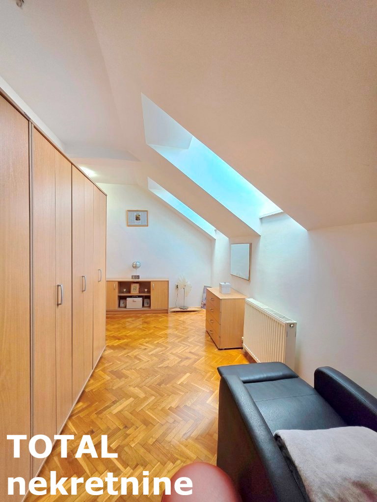 Trosoban stan na prodaju, Nova Detelinara, Novi Sad, 81m², 194.400 €
