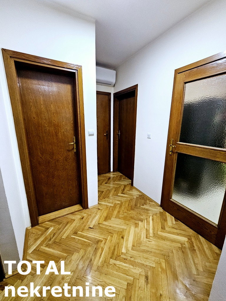 stanovi-3-re-novo-naselje-savina-1101641-chmtt Trosoban stan na prodaju, Savina, Novi Sad, 73m², 185.000 €