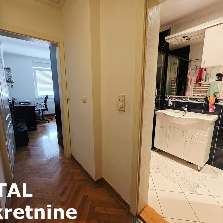 Trosoban stan na prodaju, Podbara, Novi Sad, 70m², 195.000 €