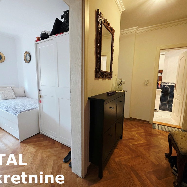 Trosoban stan na prodaju, Podbara, Novi Sad, 70m², 195.000 €