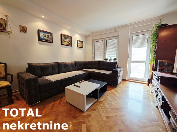 Stan Prodaja Novi Sad  70 m2