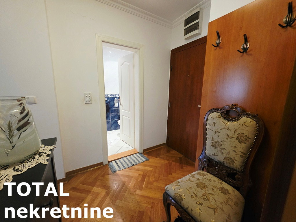 Trosoban stan na prodaju, Podbara, Novi Sad, 70m², 195.000 €