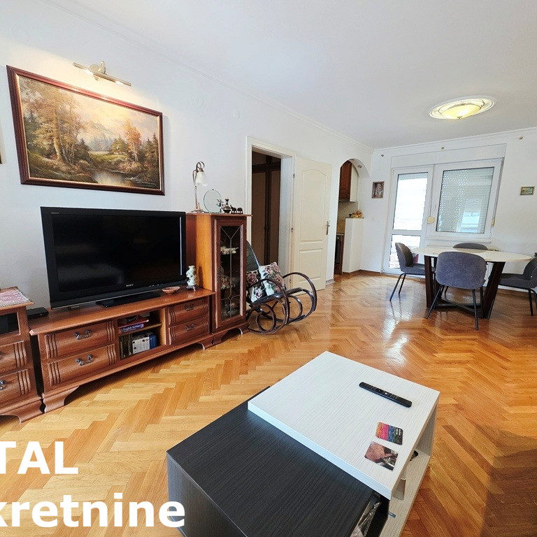 Stan Prodaja Novi Sad  70 m2