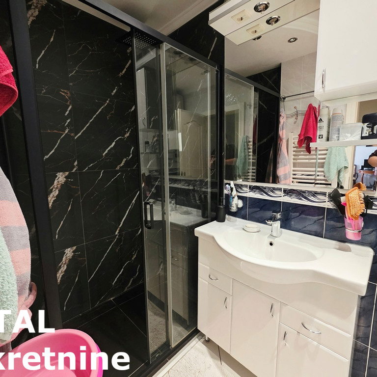 Trosoban stan na prodaju, Podbara, Novi Sad, 70m², 195.000 €