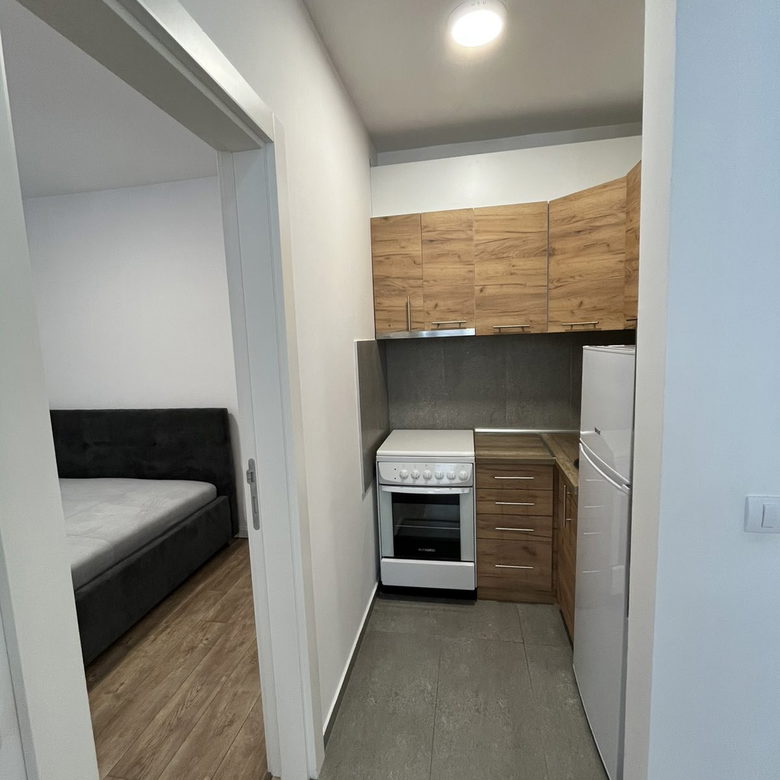 Trosoban stan na prodaju, Sajmište, Novi Sad, 57m², 188.100 €