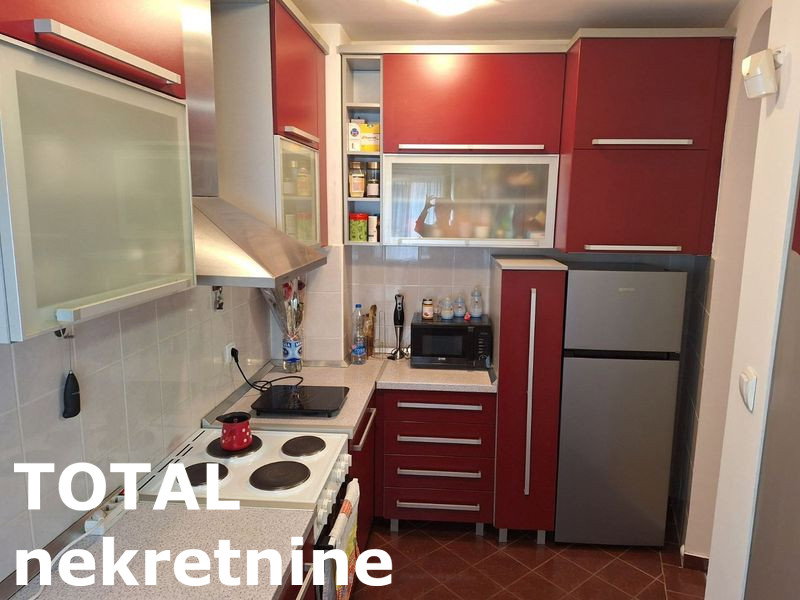 Trosoban stan na prodaju, Salajka, Novi Sad, 71m², 160.000 €