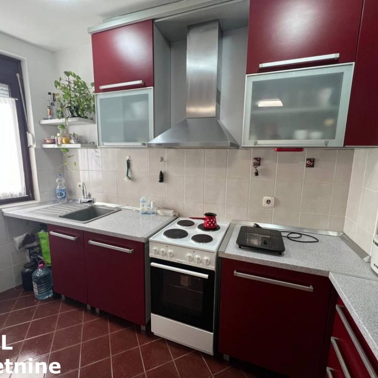 Stan Prodaja Novi Sad  71 m2
