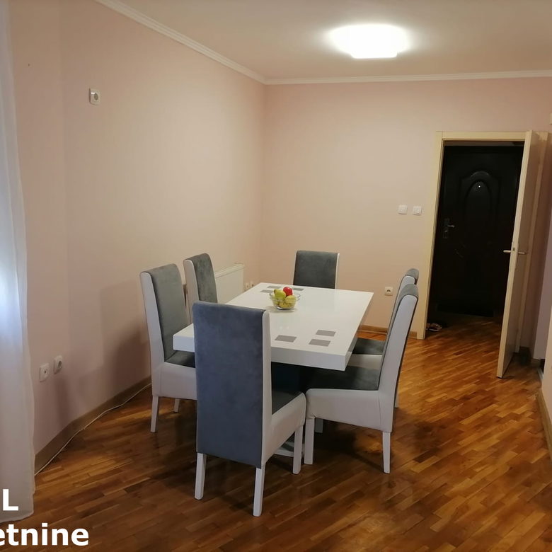 Stan Prodaja Novi Sad  71 m2