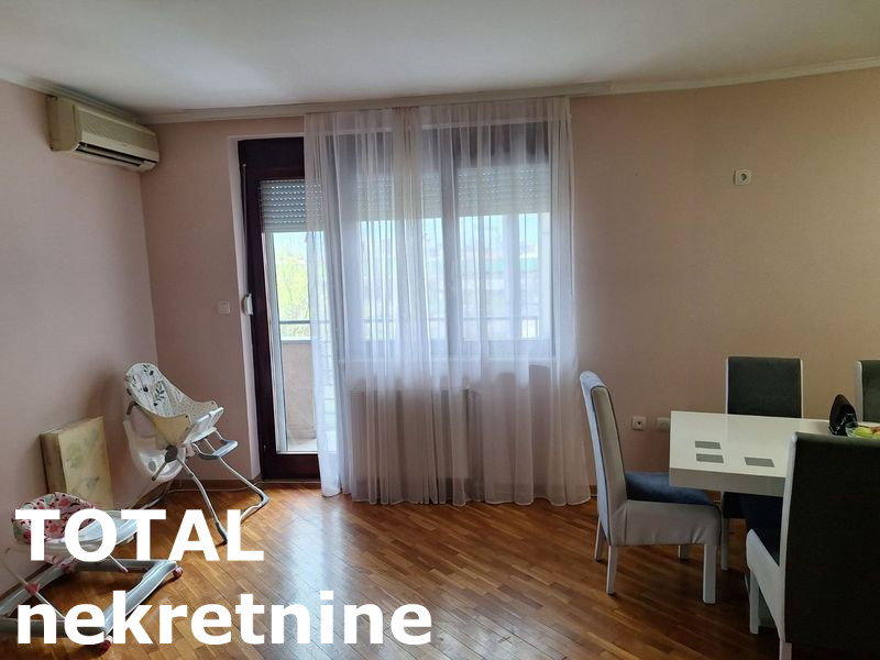 Stan Prodaja Novi Sad  71 m2