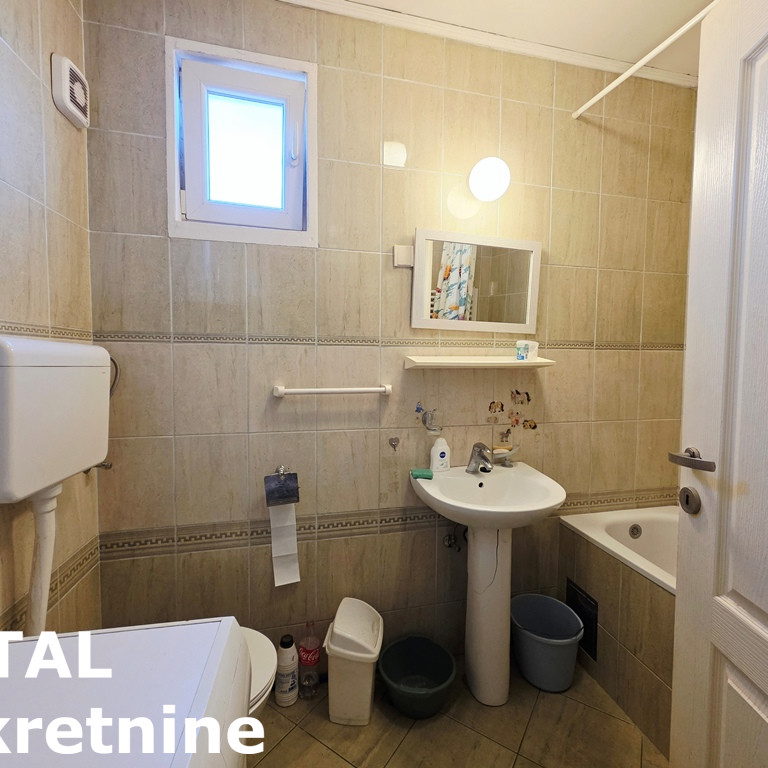 Trosoban stan na prodaju, Železnička Stanica, Novi Sad, 61m², 155.000 €