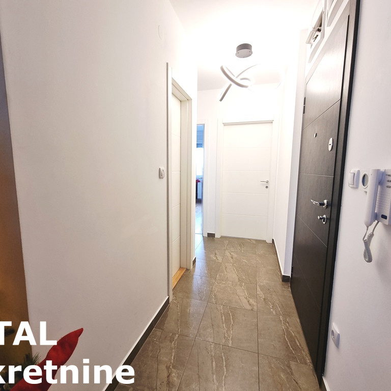 Trosoban stan na prodaju, Tatarsko Brdo, Novi Sad, 58m², 162.000 €