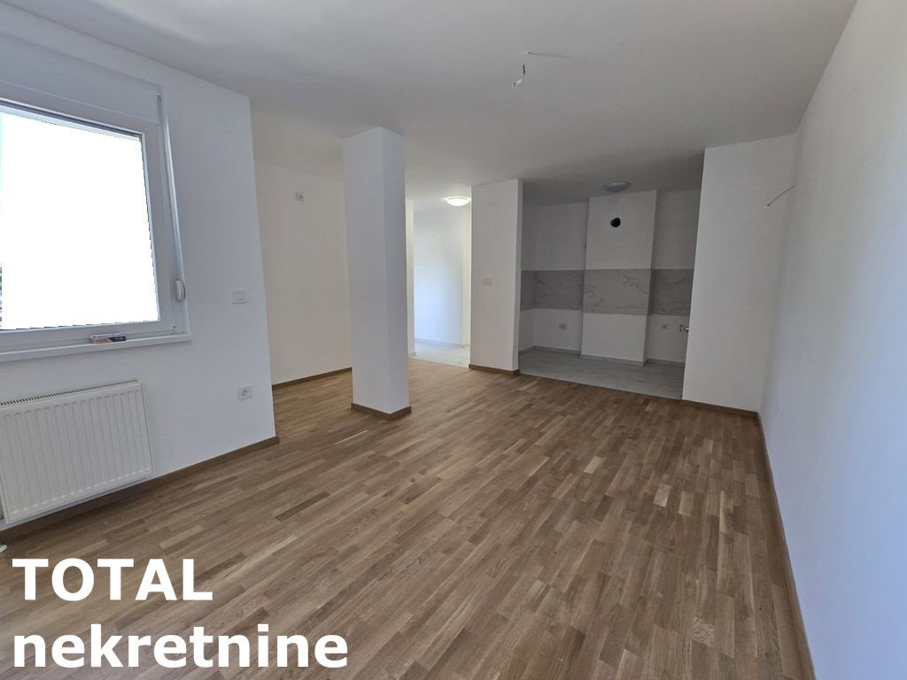 Stan Prodaja Novi Sad  87 m2