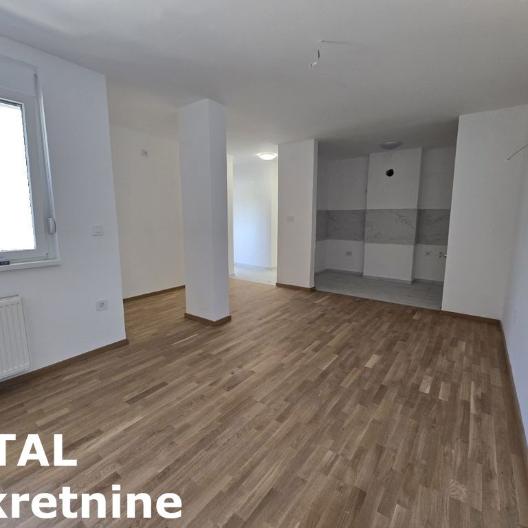 Stan Prodaja Novi Sad  87 m2
