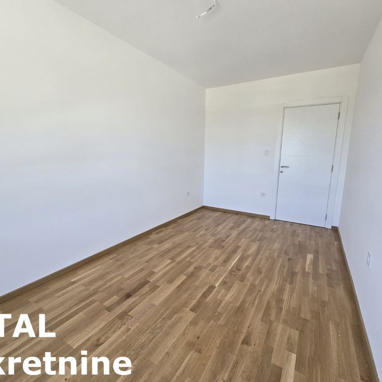 Stan Prodaja Novi Sad  87 m2