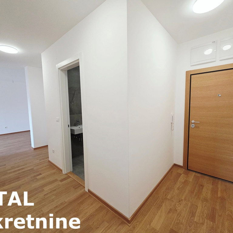 Trosoban stan na prodaju, Telep, Novi Sad, 79m², 216.840 €