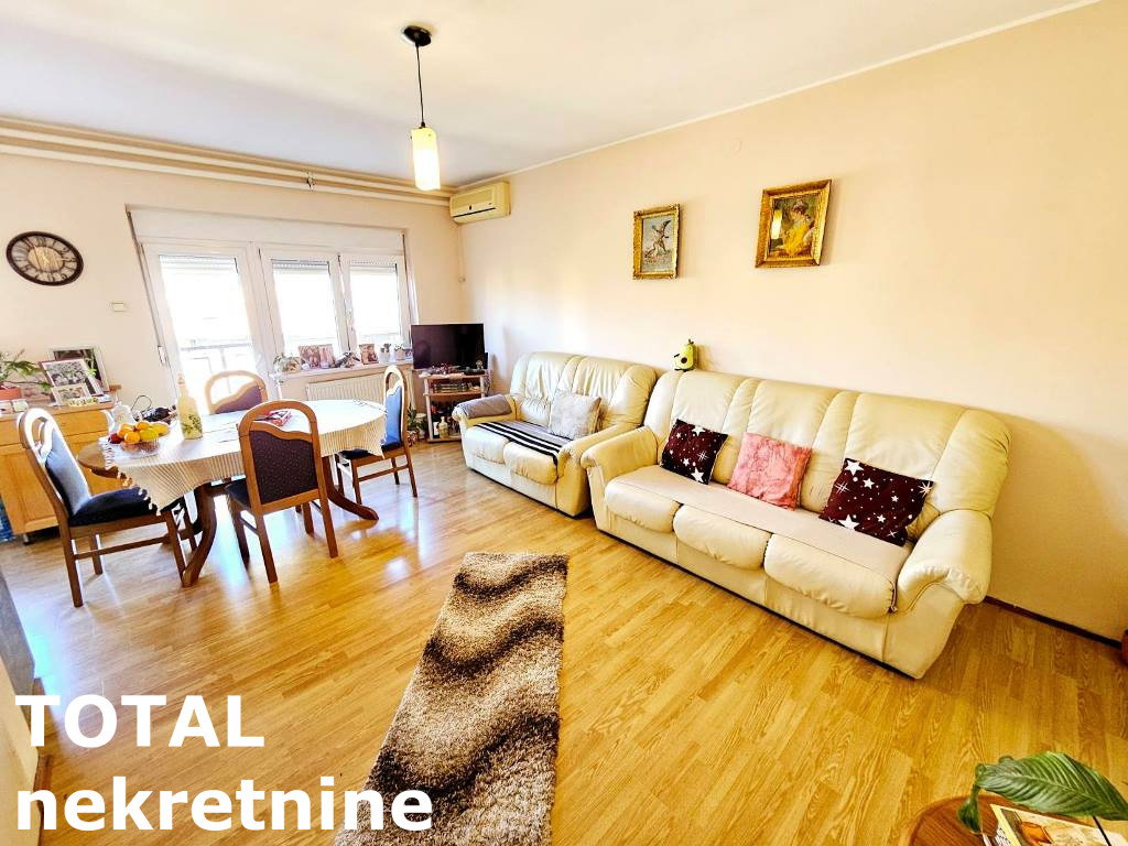 Trosoban stan na prodaju, Železnička Stanica, Novi Sad, 69m², 160.000 €