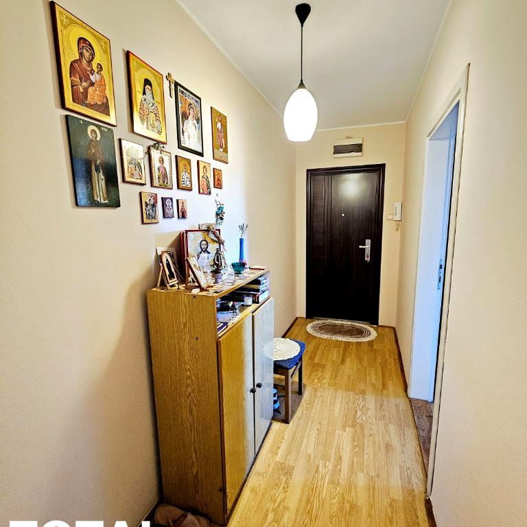 Trosoban stan na prodaju, Železnička Stanica, Novi Sad, 69m², 160.000 €