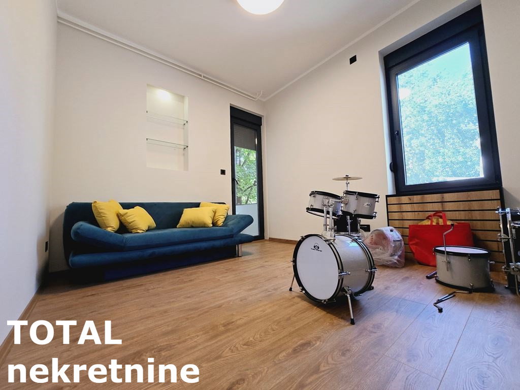 stanovi-3-sa-centar-1062232-je3pq Trosoban stan na prodaju, Centar, Novi Sad, 100m², 340.000 €