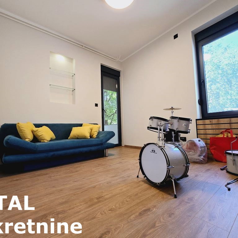 Trosoban stan na prodaju, Centar, Novi Sad, 100m², 340.000 €