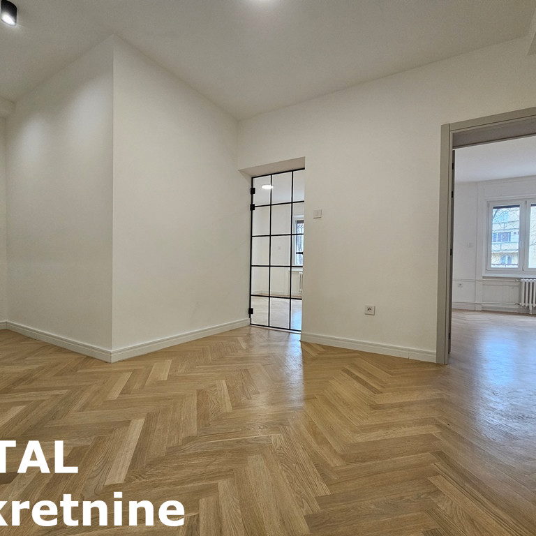 Trosoban stan na prodaju, Centar, Novi Sad, 85m², 293.250 €