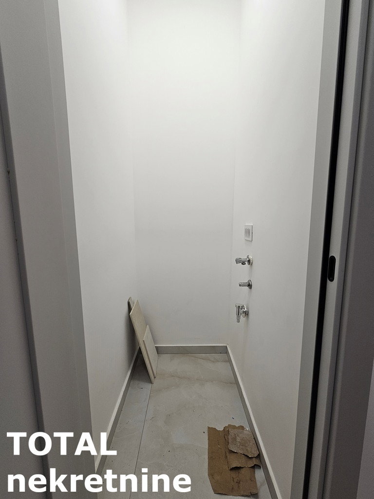 stanovi-3-sa-centar-1063504-mq3gj Trosoban stan na prodaju, Centar, Novi Sad, 85m², 293.250 €