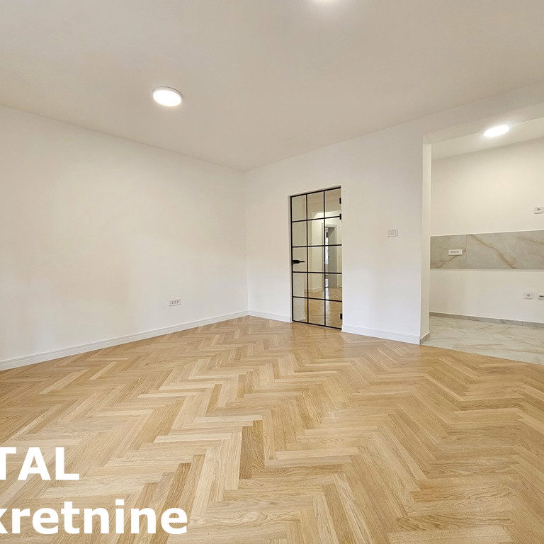 Trosoban stan na prodaju, Centar, Novi Sad, 85m², 293.250 €