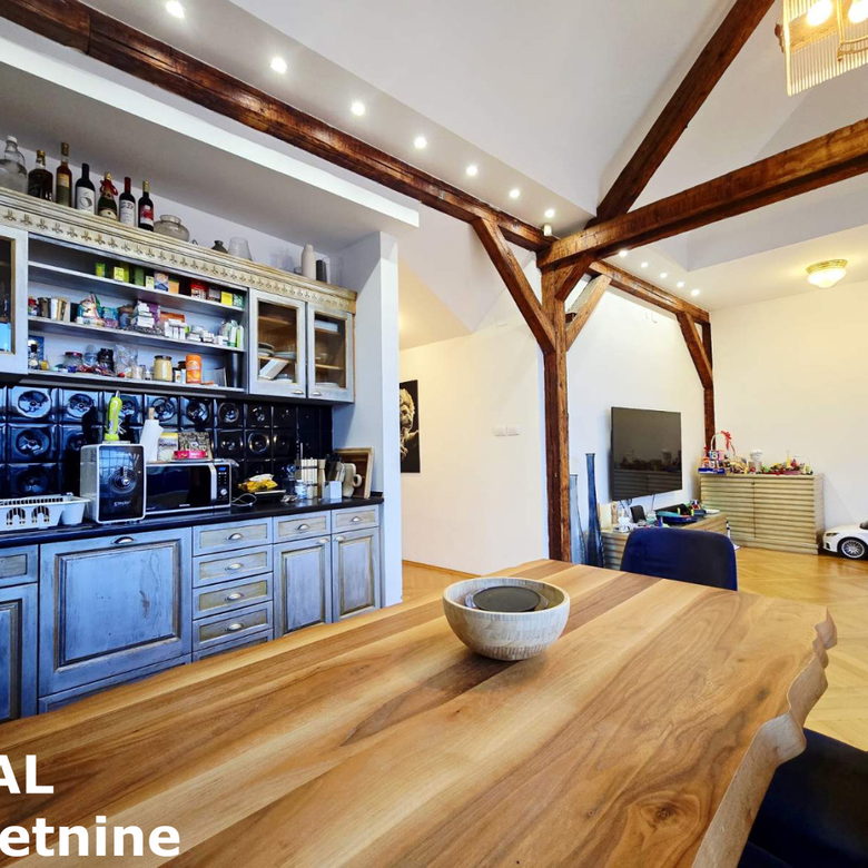 Trosoban stan na prodaju, Centar, Novi Sad, 134m², 450.000 €