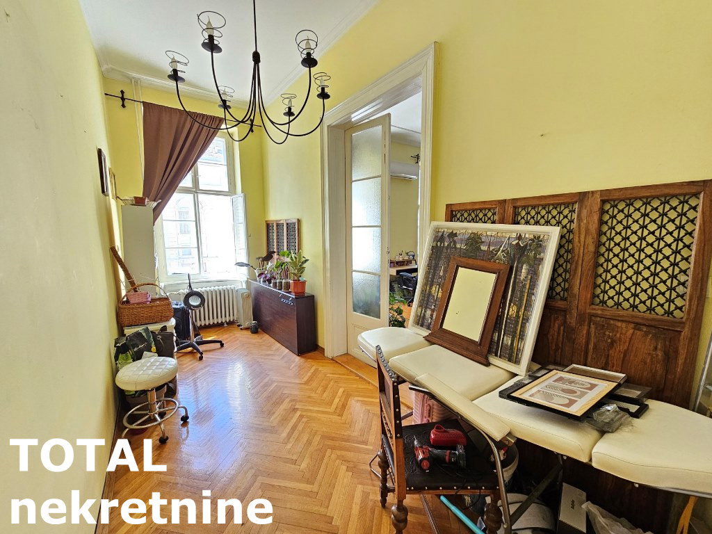 stanovi-3-sa-centar-1064258-kprbt Trosoban stan na prodaju, Centar, Novi Sad, 88m², 300.000 €