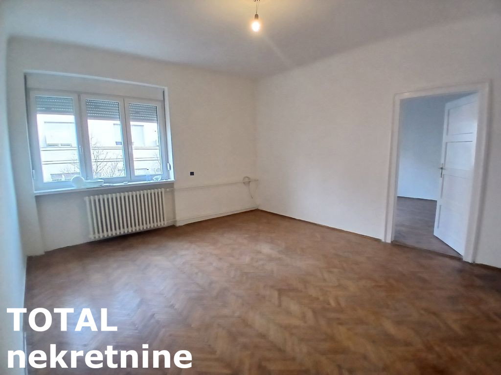 Trosoban stan na prodaju, Centar, Novi Sad, 77m², 215.600 €