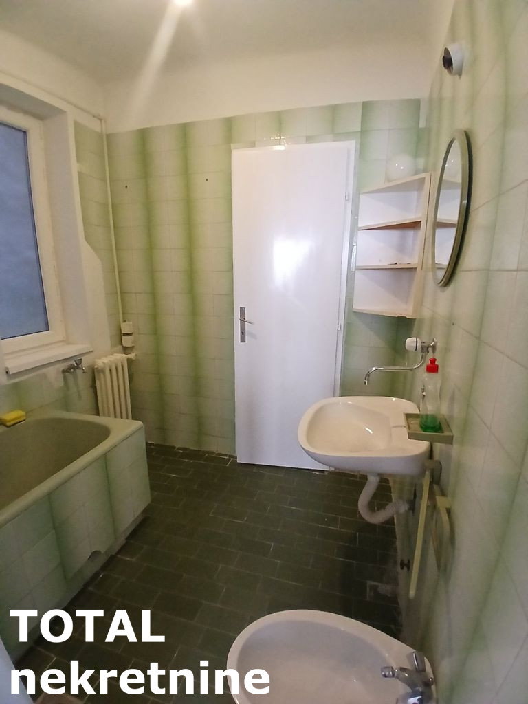 Trosoban stan na prodaju, Centar, Novi Sad, 77m², 215.600 €