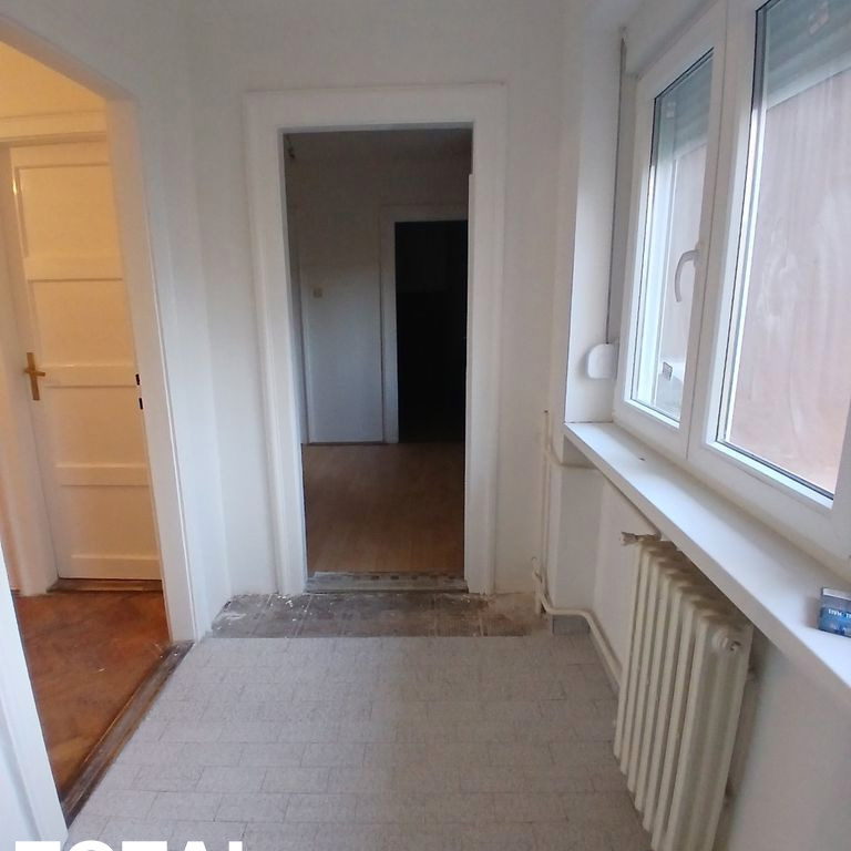 Trosoban stan na prodaju, Centar, Novi Sad, 77m², 215.600 €
