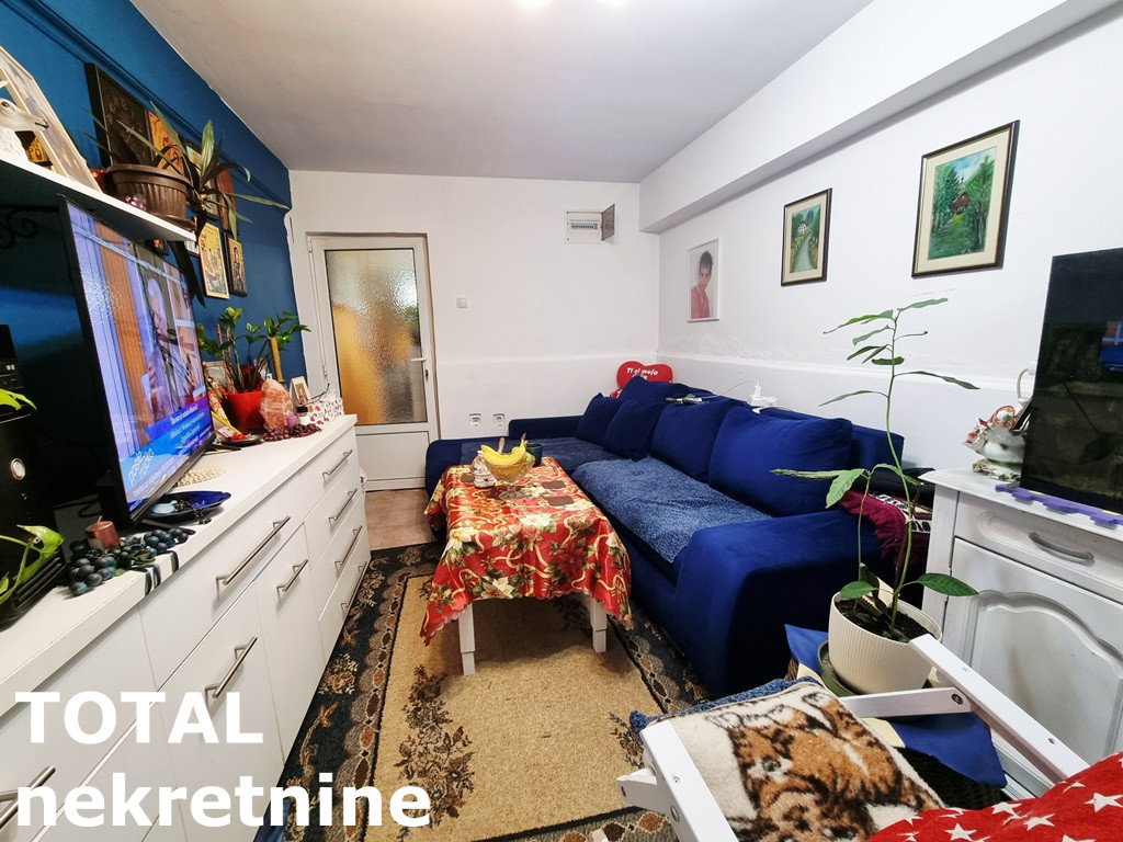 Trosoban stan na prodaju, Bulevar, Novi Sad, 54m², 125.000 €